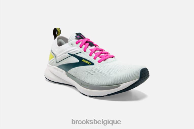 86H241549 ricochet 3 Brooks rose