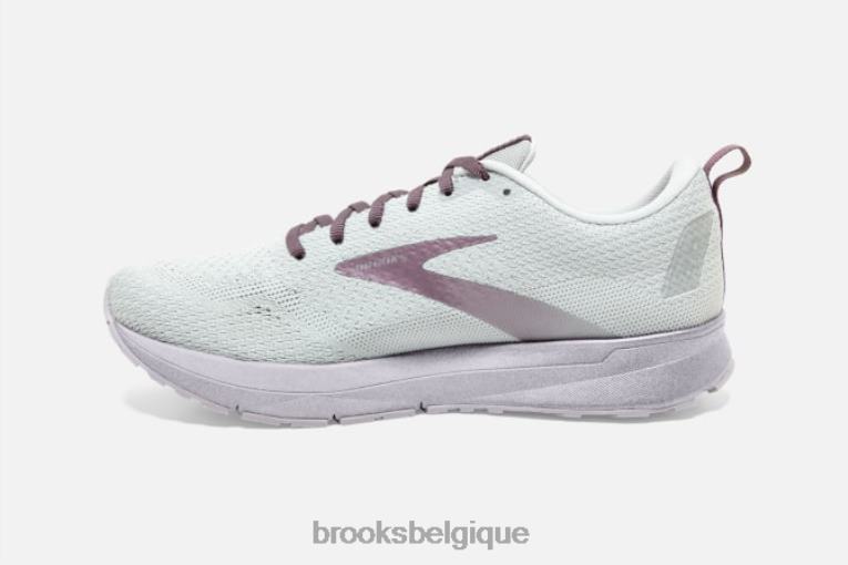 86H241578 réjouissance 4 Brooks lilas