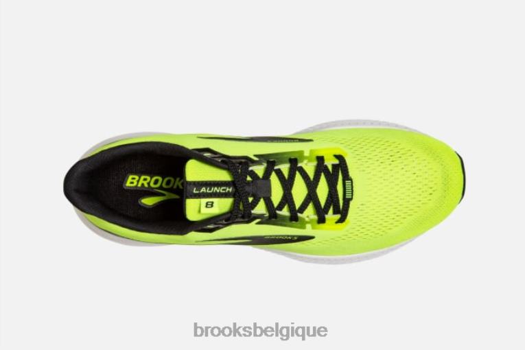 86H241896 lancer 8 Brooks vie nocturne