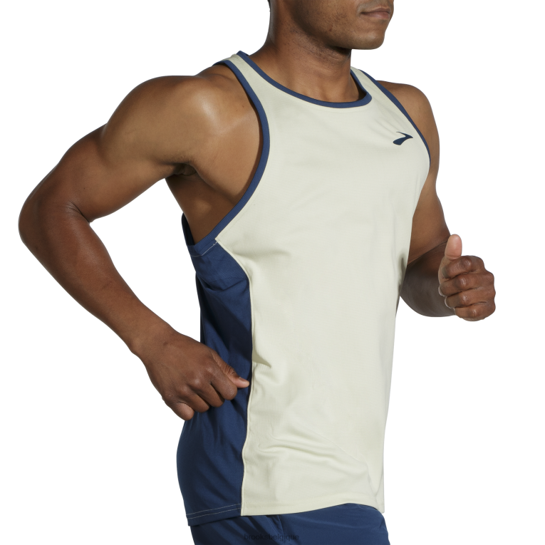 86H24384 maillot d'ambiance Brooks miellat